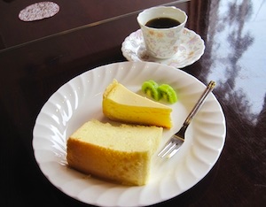 お土産用シフォンケーキの画像