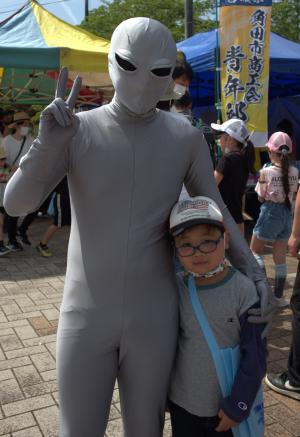 宇宙人と男の子