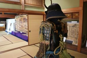 甲冑背面